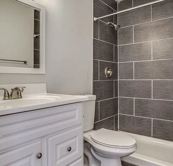 744 Polk St NE #1 — Photo 8