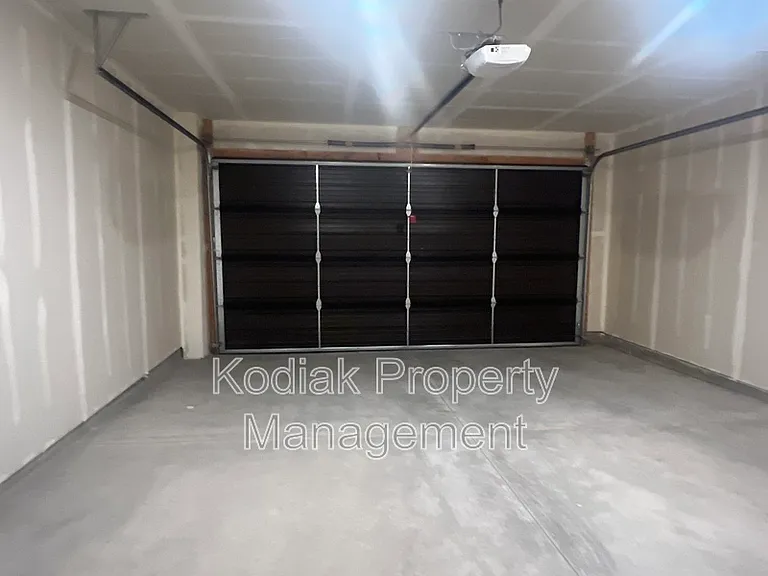 765 N 400 W #204 — Photo 16