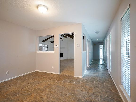 5th image of 4637 Orchid Ln
