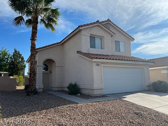 3 bed, 2.5 bath, 1768 sqft, $2,000 — Photo 2