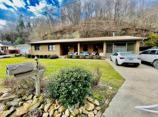 19 Twin Ave, Pikeville, KY 41501