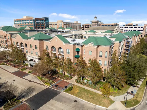 2299 Lone Star Dr, Sugar Land, TX