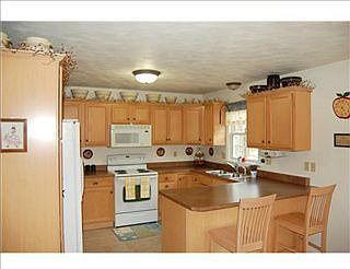 2nd image of 83 Laurel Dr