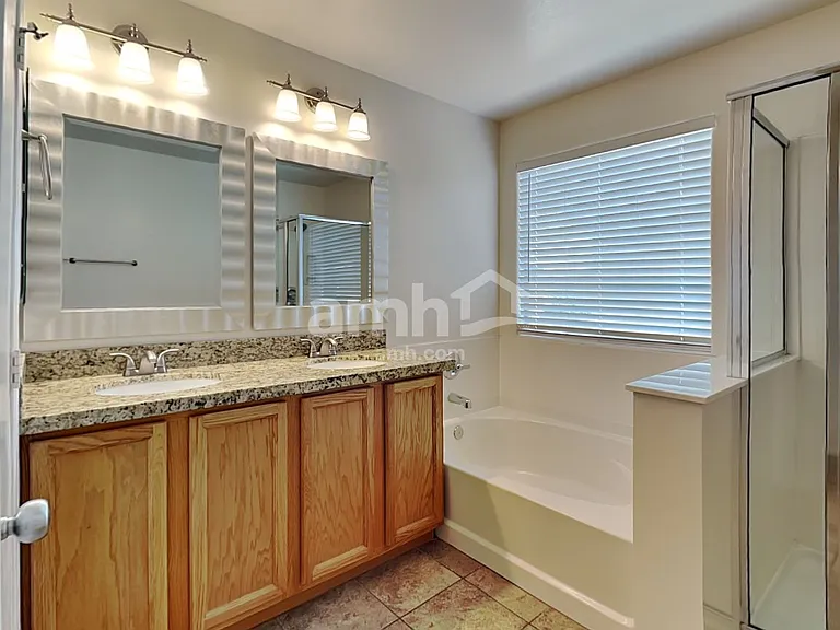 3542 E Terrace Ave — Photo 15