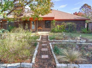 2203 Parkside Dr, Denton, TX 76201