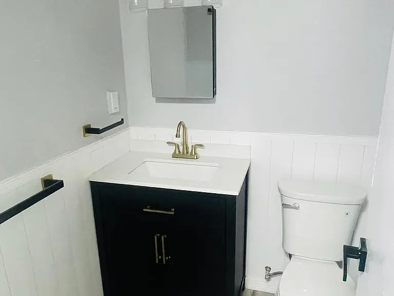 188 Berkshire Ln — Photo 12