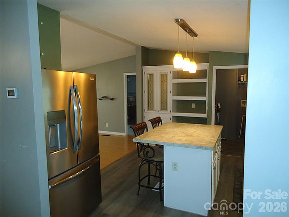 2nd image of 127 Mallardwood Dr Unit 33
