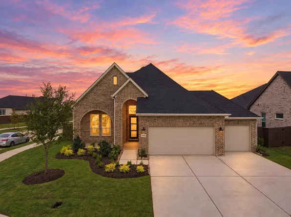 532 Deep Sands Dr, Waller, TX 77484