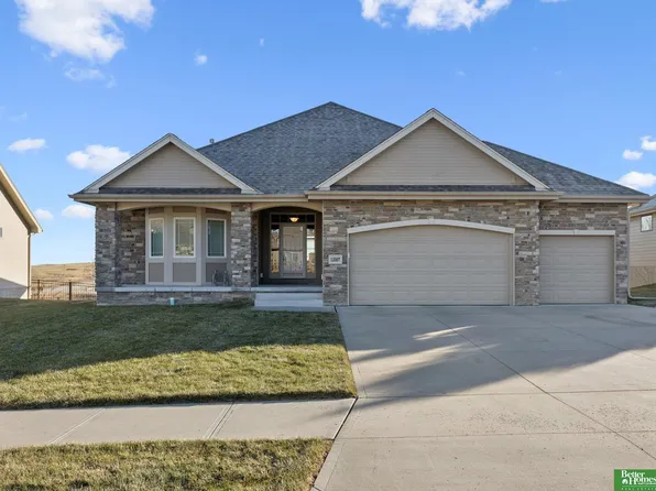 12007 Pintail Dr, Papillion, NE 68046