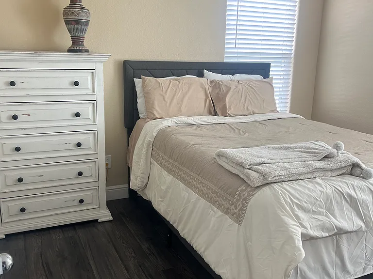 5832 Country Lake Ln — Photo 6