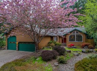 1060 NW Terrace St, Waldport, OR 97394