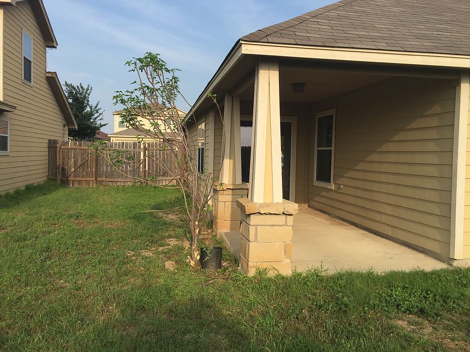 2nd image of 1420 Cozumel Dr