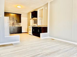 3247 S May St APT 1F, Chicago, IL 60608