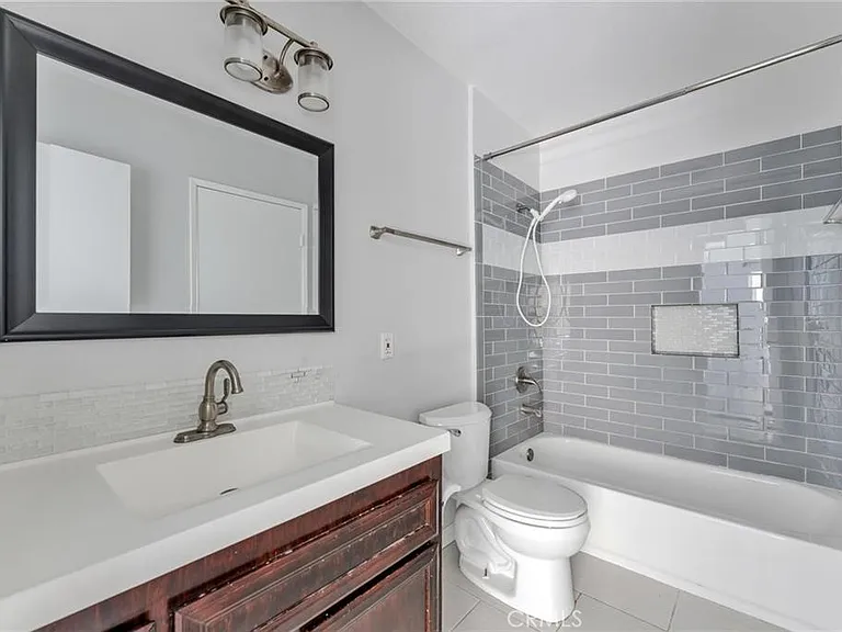 5372 Clairemont Mesa Blvd — Photo 16