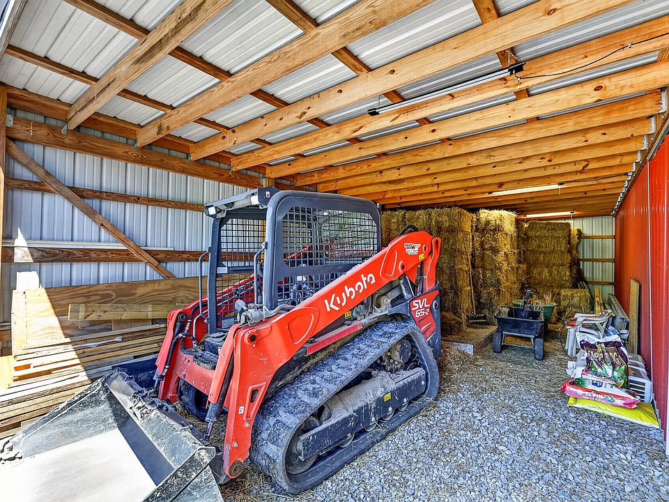 64th image of 157 Giles Ln