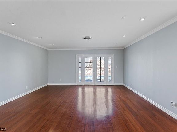 5th image of 1552 Pawnee Dr