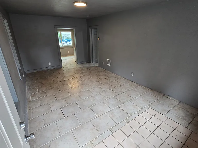 2455 Long St #1/2 — Photo 5