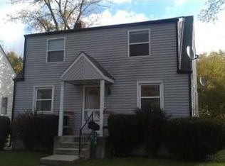 130 N Tilden Ave, Waterford, MI 48328