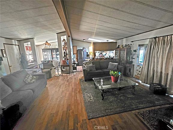2nd image of 10623 Desert View Rd