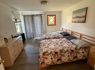 8 Berges Ave, Stamford, CT 06905