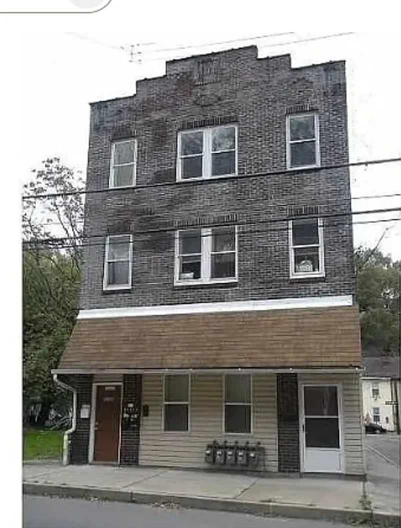 3148 McClure — Photo 1
