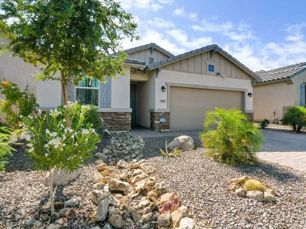 7707 S 37th St, Phoenix, AZ 85042