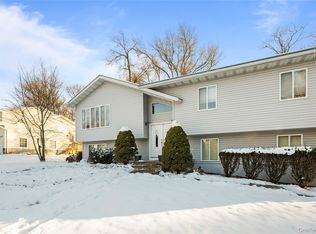 20 Mountainview Avenue, Airmont, NY 10901