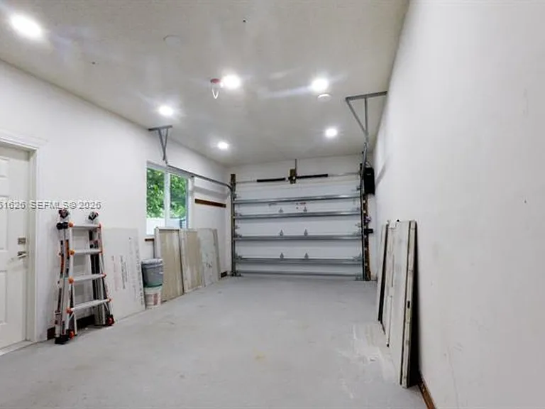 6305 SW 31st St #0 — Photo 17