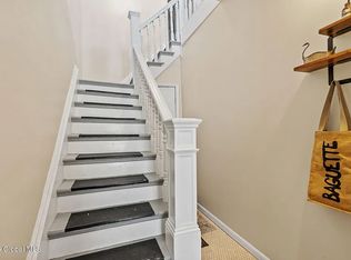 338 Manning Blvd #2, Albany, NY 12206