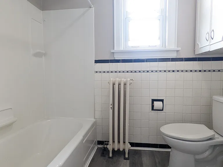 18 Spruce St #1/2 — Photo 12