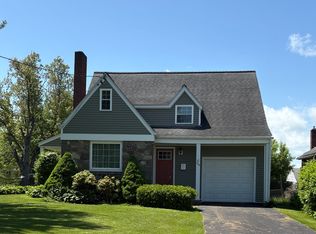 308 Vandervort Ave, Vestal, NY 13850