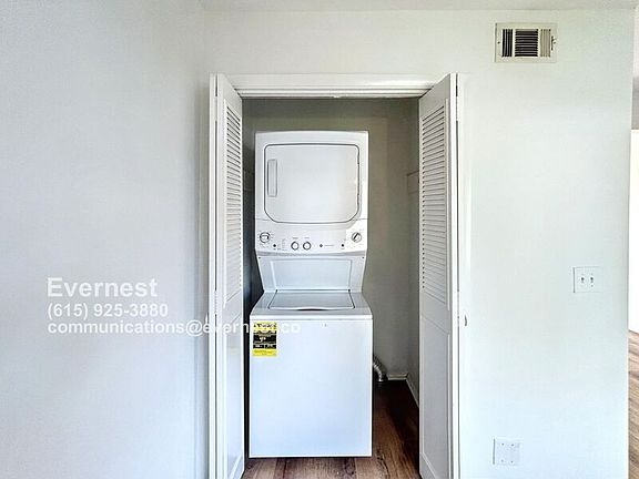 4th image of 703 Joseph Ave