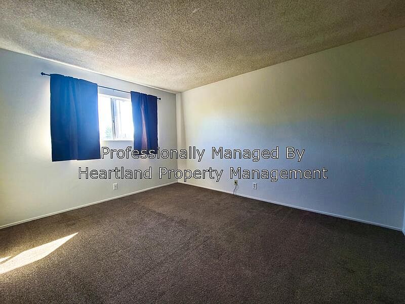 1st image of 1496 Oakdale Ave