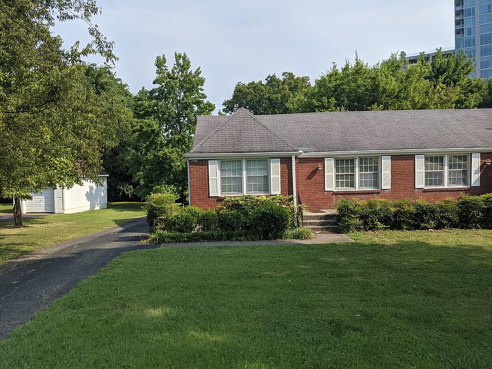 1st image of 1936 Warfield Dr