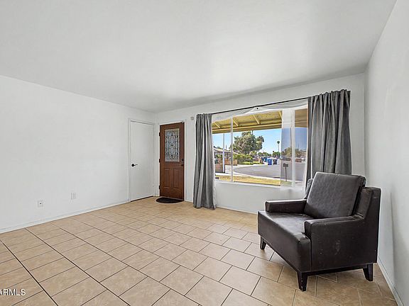 4th image of 2221 N 51ST Drive