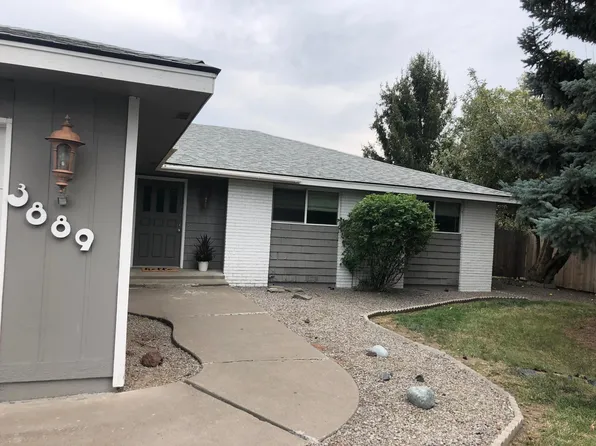 3889 Rio Vista Way, Klamath Falls, OR 97603