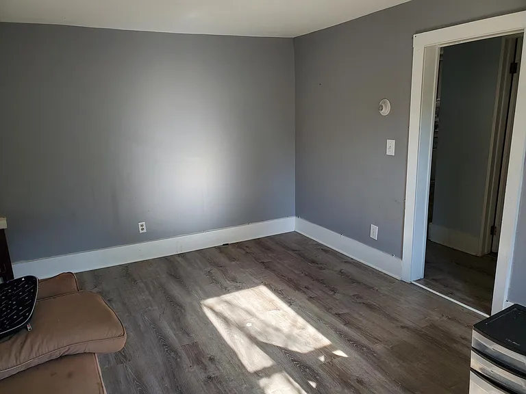 51 E Main St #1 — Photo 3