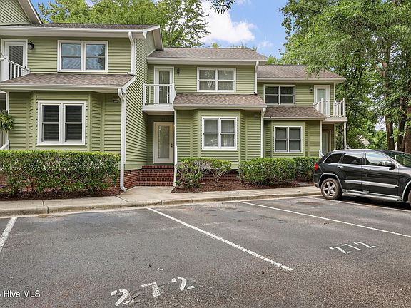 2nd image of 1800 Eastwood Road Apt 272