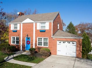 6809 Vara Dr, Pittsburgh, PA 15236