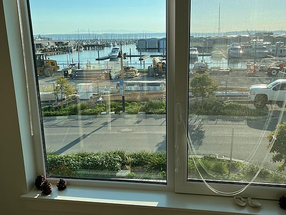 4th image of 1400 W Marine View Dr #212