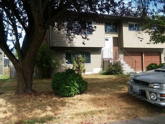 2nd image of 5923 98th St NE