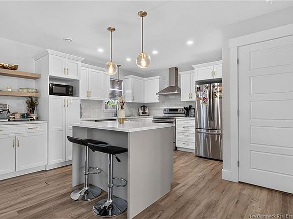5th image of 26 Edington St