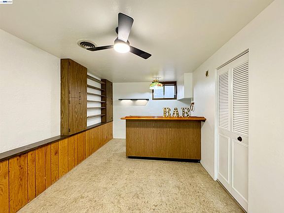 4th image of 838 Virginia Ave