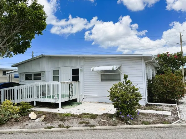 6604 Connecticut St, Bradenton, FL 34207