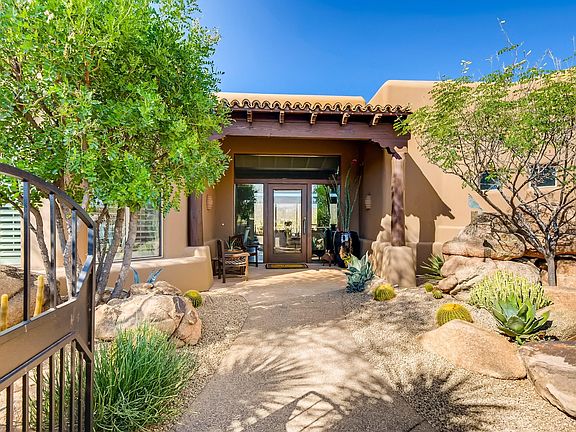 4th image of 8400 E Dixileta Dr #126
