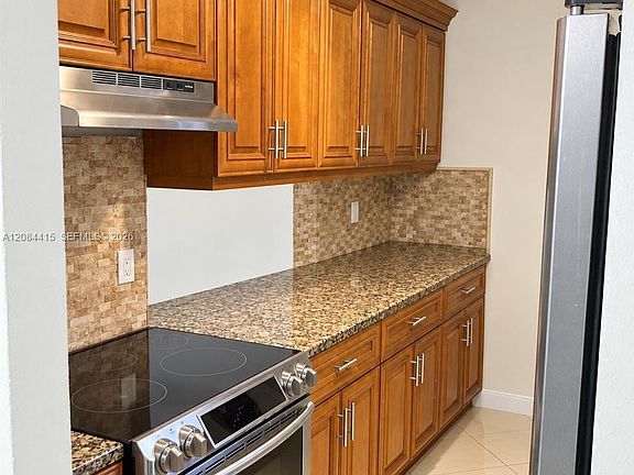 5th image of 890 SW 9th Street Cir APT 202