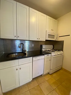 Rented by CitySites Real Estate Group | media 13