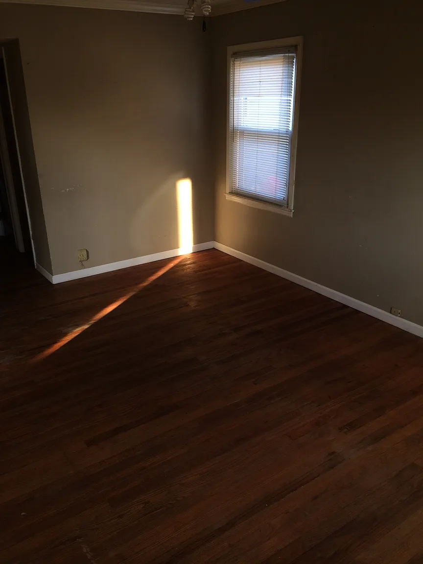 1802 E Raymond St photo 1