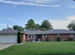 1001 Annis Ave, Mattoon, IL 61938