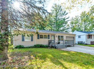 3011 Glenbrook Dr, Lansing, MI